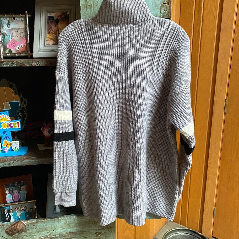 Cozy Oversized Tunic Sweater ❄️ - Picture 6 of 8